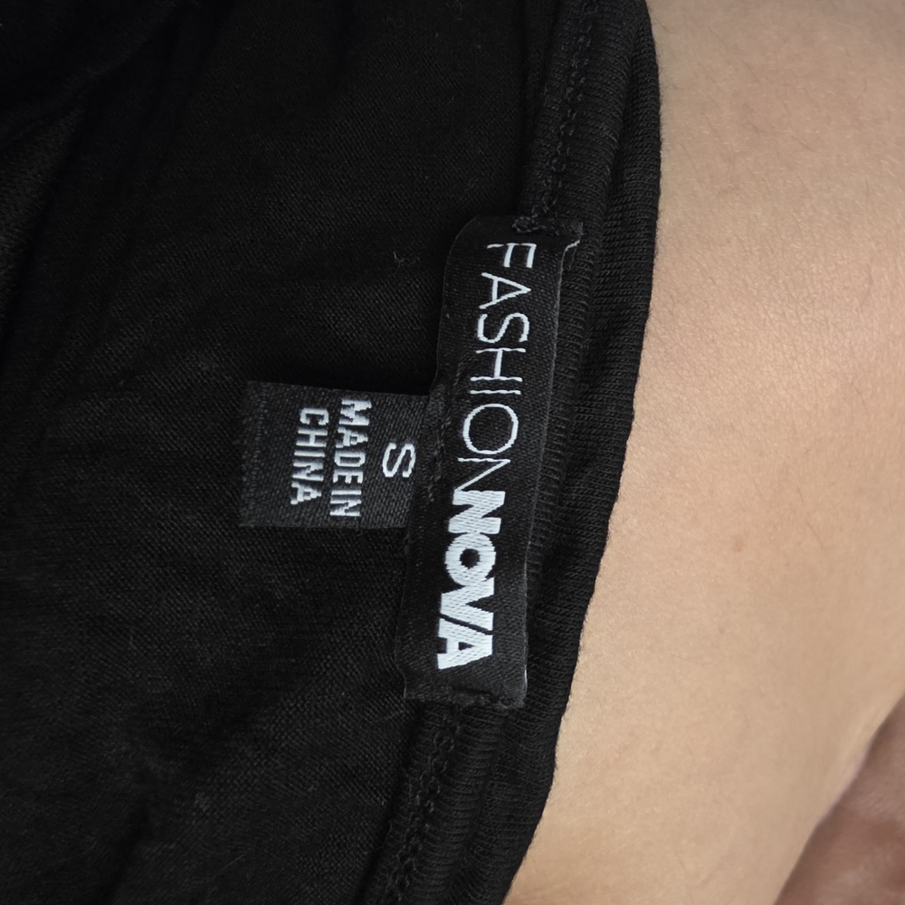 Fashion Nova Black ribbed cinched crop tank top